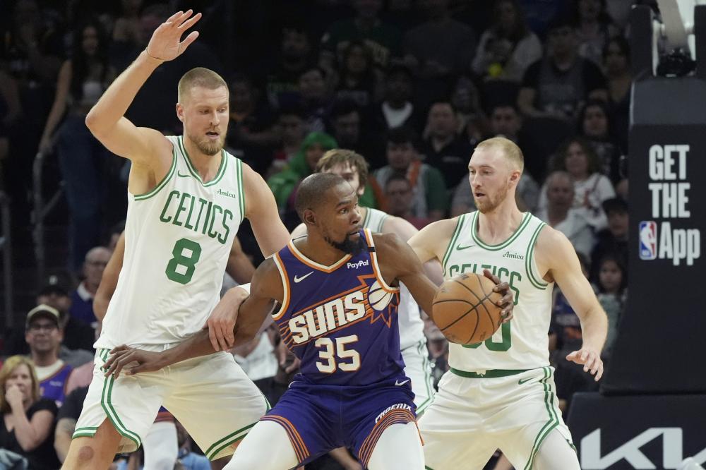 中脱颖而出 中脱颖而出